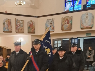 Druhowie w kościele. Uroczysta msza 