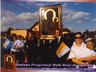Ikona Jasnogórska niesiona przez mieszkańców 